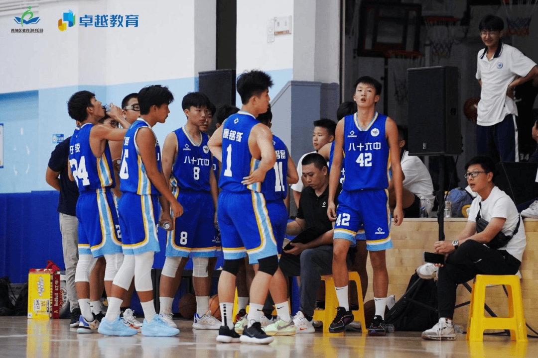 关于球场上的荣耀斗争，怎样演绎才最精彩？的信息
